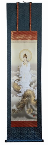Kakejiku Scroll KANNON Biały smok.jpg